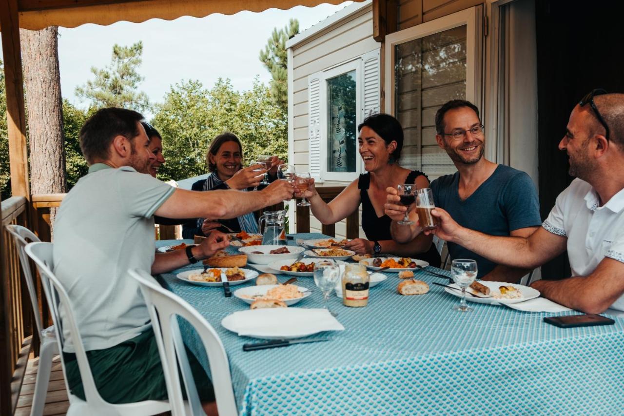 Mobil Home Xxl 4 Chambres - Camping La Pointe De Roscoff Εξωτερικό φωτογραφία
