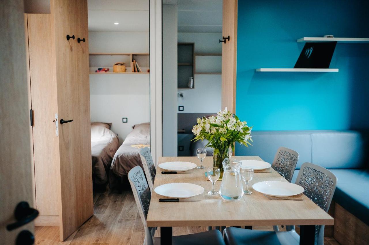 Mobil Home Xxl 4 Chambres - Camping La Pointe De Roscoff Εξωτερικό φωτογραφία