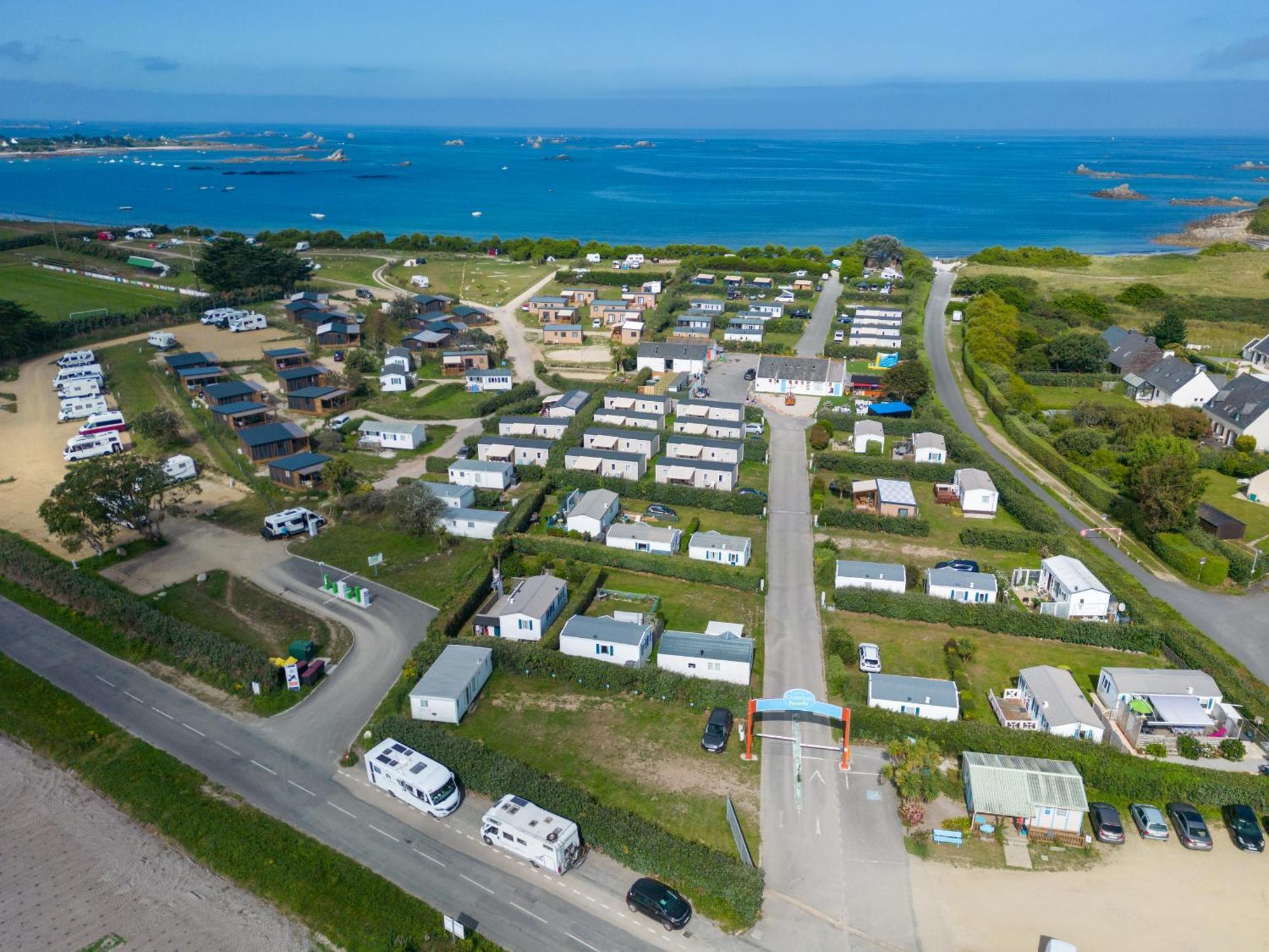 Mobil Home Xxl 4 Chambres - Camping La Pointe De Roscoff Εξωτερικό φωτογραφία