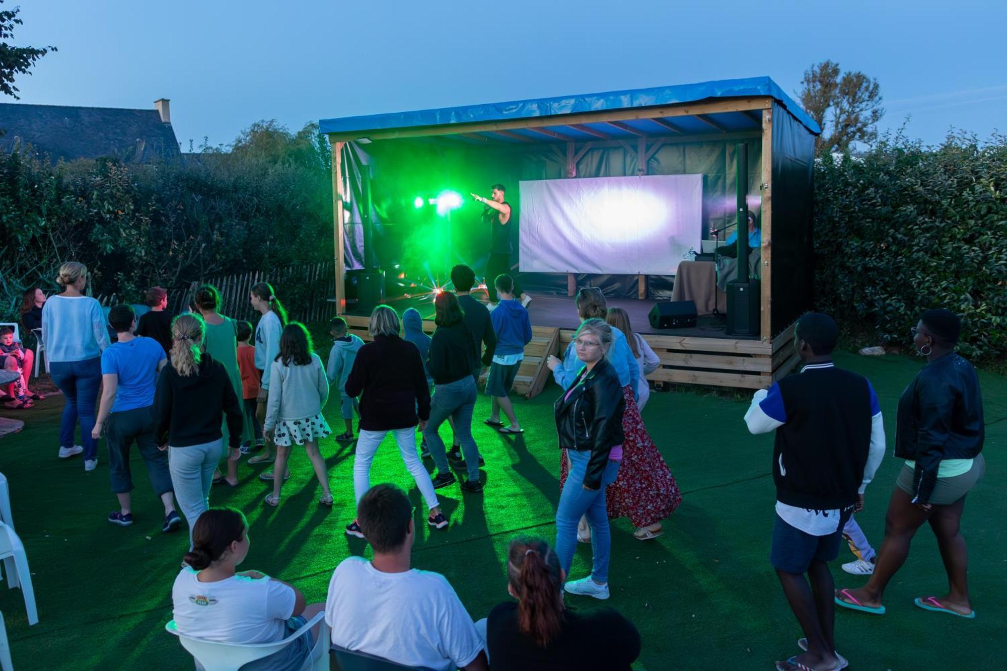 Mobil Home Xxl 4 Chambres - Camping La Pointe De Roscoff Εξωτερικό φωτογραφία